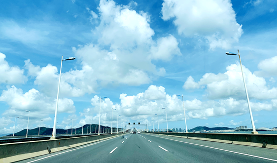 生活垃圾焚燒廠產(chǎn)生的二噁英、廢渣等怎么處理？