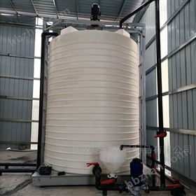 诺顺20吨耐严寒塑料储罐 防冻水箱